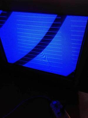 一次彩電藍屏帶回掃線的維修