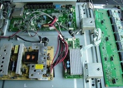泰安創維彩電維修電視黑屏的通病